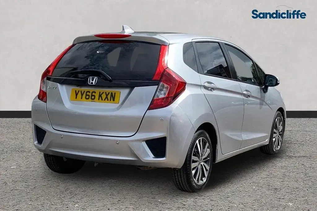 Used Honda Jazz EX 102 HP (75 kW) 2016 Silver Hatchback