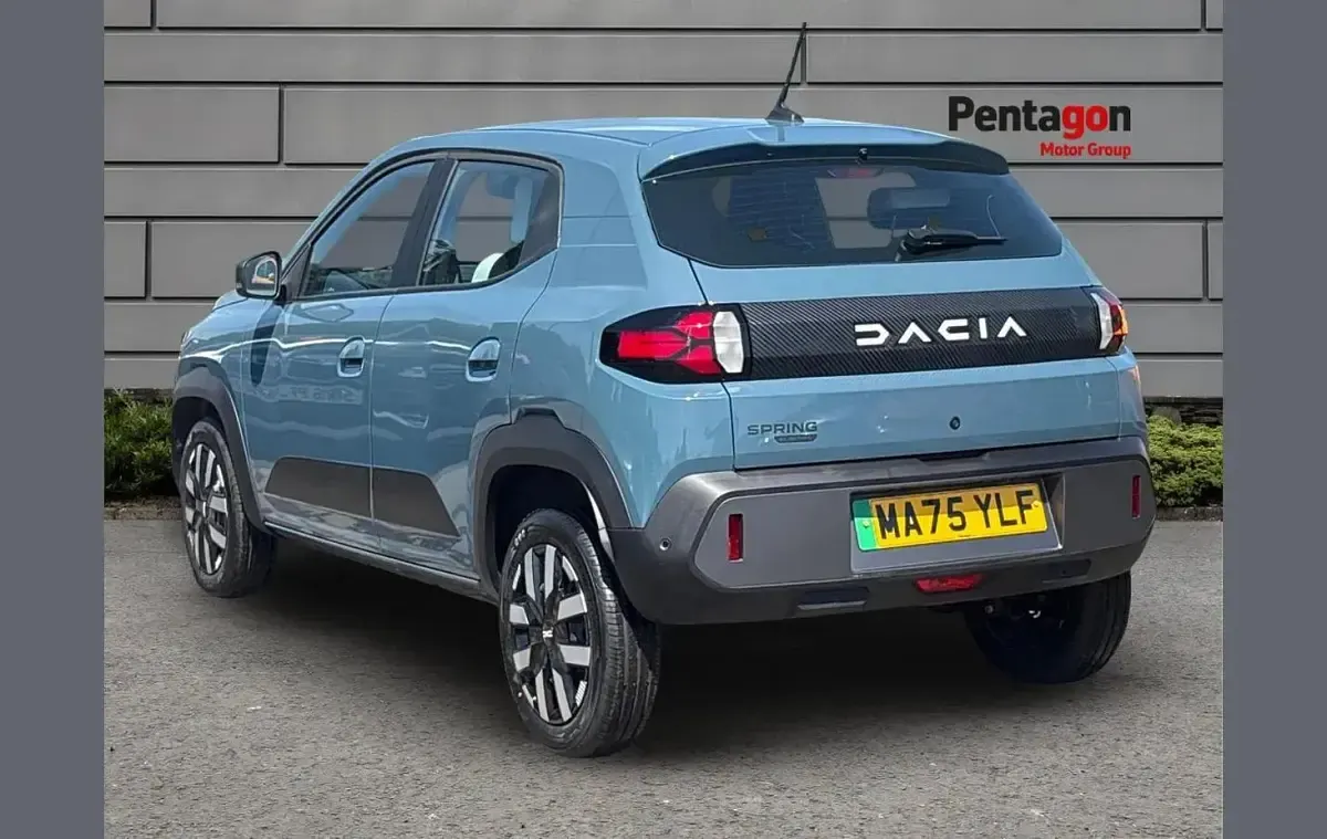 New Dacia Spring Expression 47 kW (65 HP) 2025 Blue Hatchback