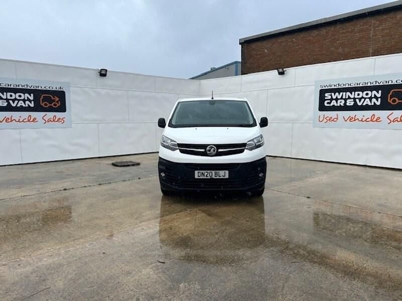 Used Vauxhall Vivaro 120 HP (88 kW) 2020 White MPV