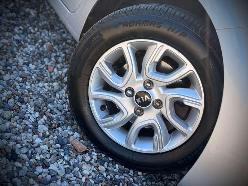 Used Kia Picanto 84 HP (61 kW) 2018 Silver Hatchback