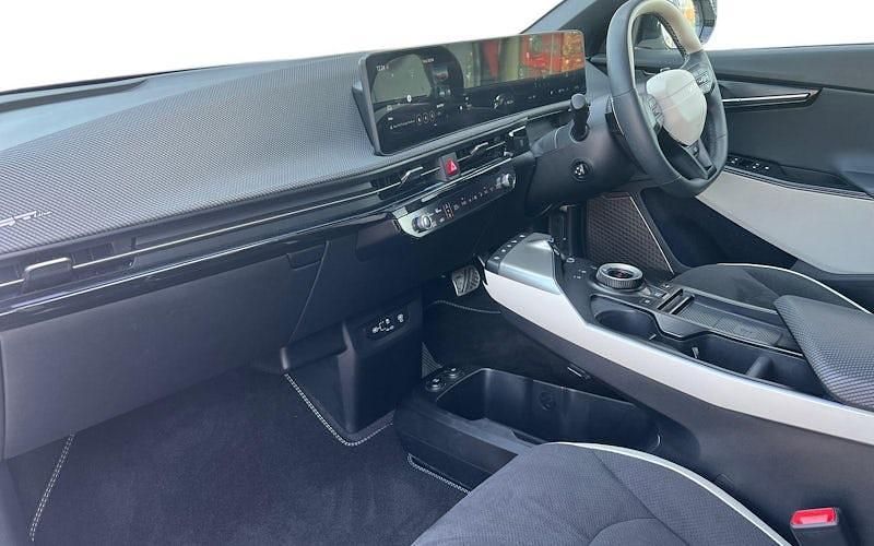 Used Kia EV6 GT-Line S 167 kW (228 HP) 2025 White SUV