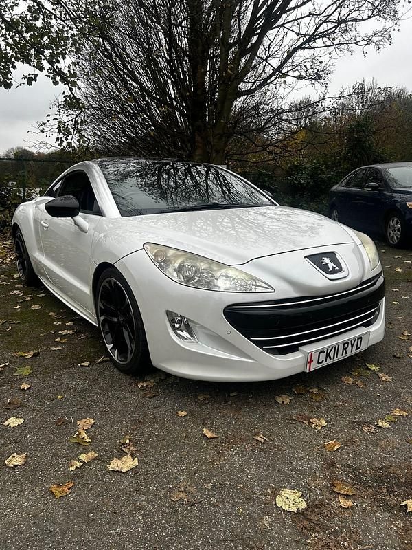 White Used 2011 Peugeot RCZ GTi Coupe | £2,799 (Fair price) - Image 1/4