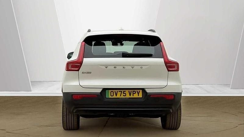 Used Volvo EX40 Core 185 kW (252 HP) 2025 SUV
