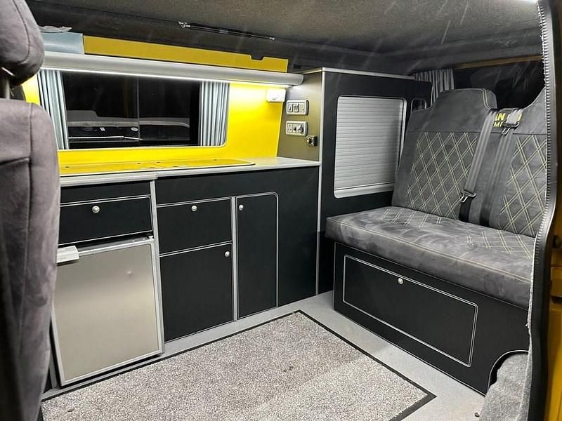 Used VW T6 Startline 2015 Yellow Van