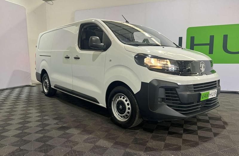 White Used 2024 Vauxhall Vivaro S Van | £16,795 (Fair price) - Image 1/4