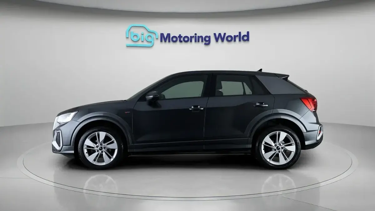 Used Audi Q2 S-Line 150 HP (110 kW) 2023 Grey SUV