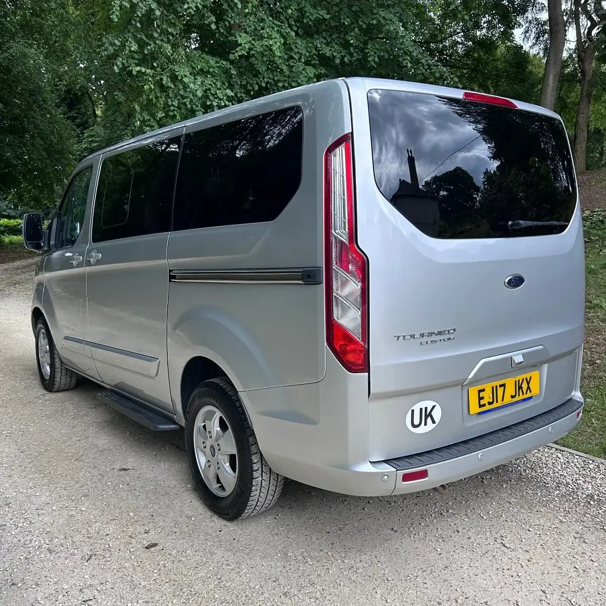 Used Ford Tourneo Titanium 170 HP (125 kW) 2017 Silver MPV