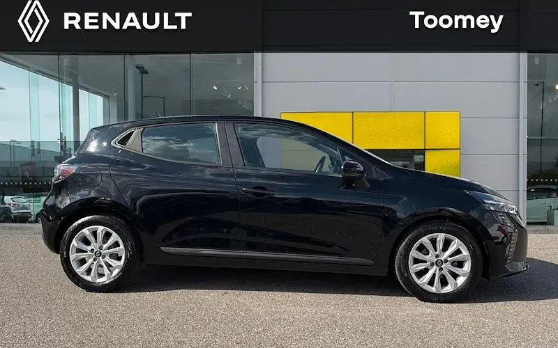 Used Renault Clio Evolution 90 HP (66 kW) 2024 Black Hatchback