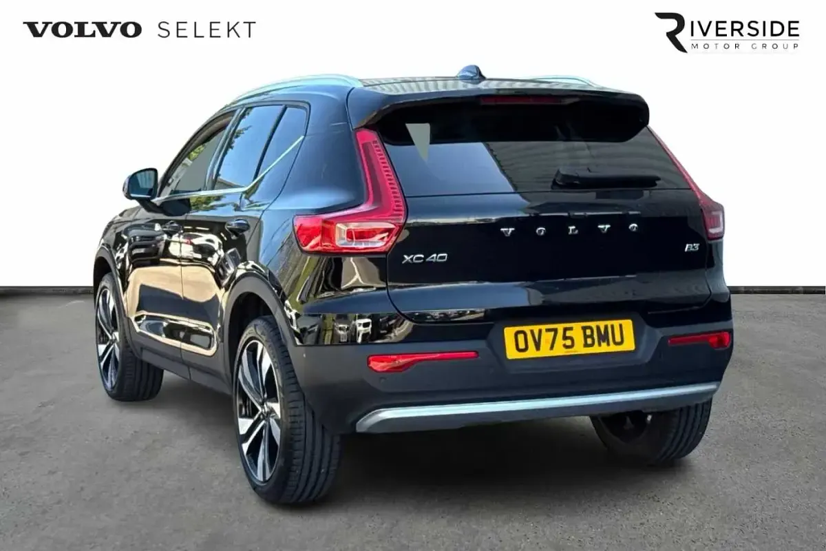 Used Volvo XC40 Ultra 163 HP (119 kW) 2025 Onyx black SUV