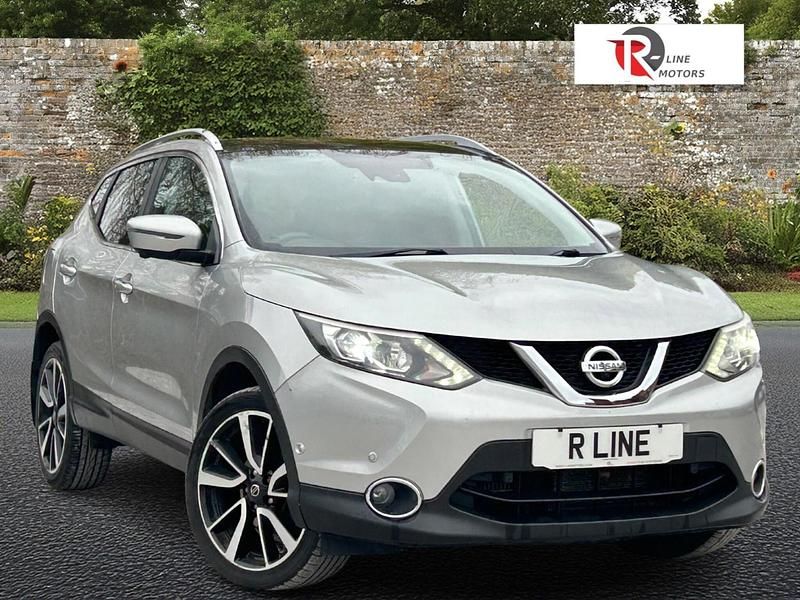 Used Nissan Qashqai Tekna 2014 Silver SUV
