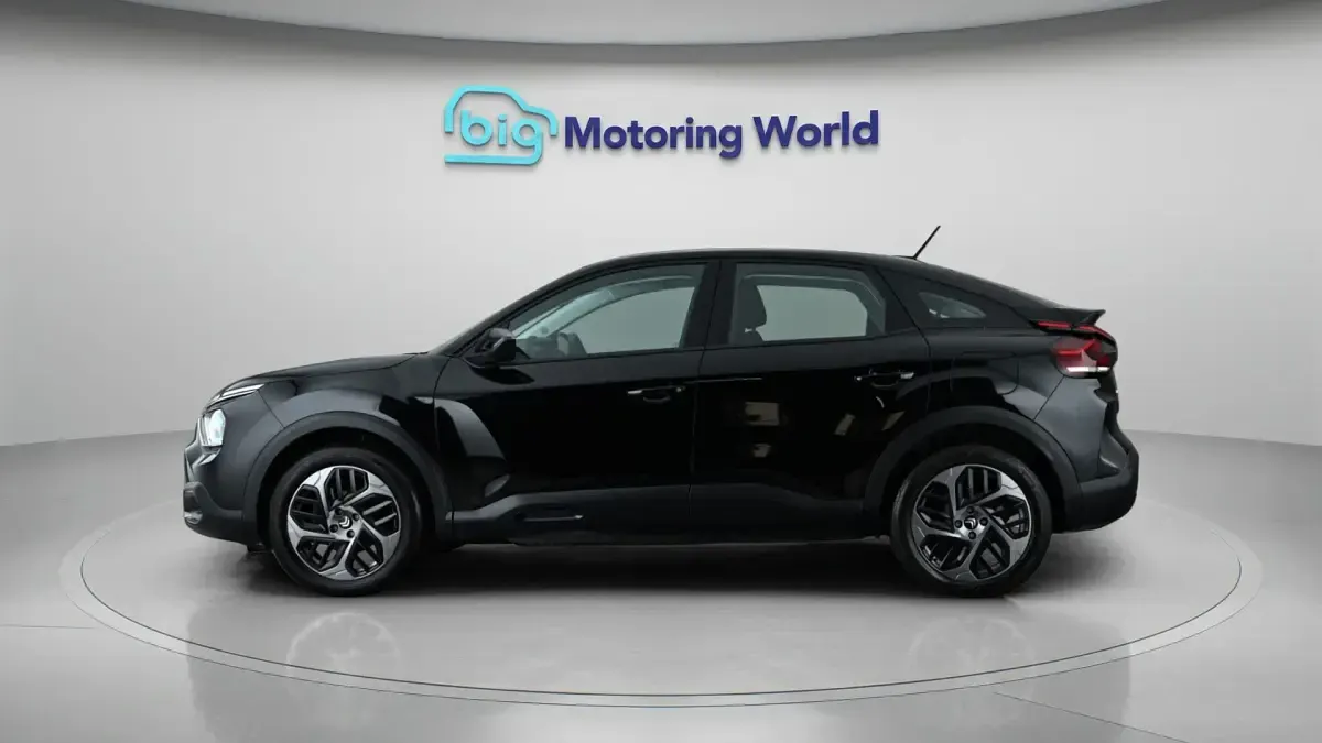 Used Citroën C4 PureTech 101 HP (74 kW) 2023 Black SUV