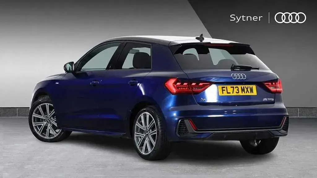 Used Audi A1 S-Line 94 HP (69 kW) 2023 Blue SUV