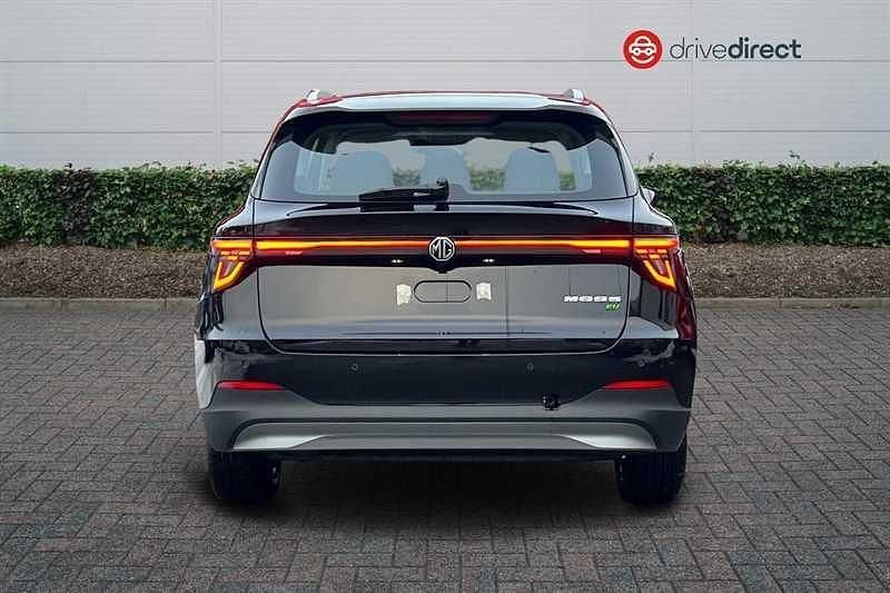 New MG MG5 EV SE 114 kW (156 HP) 2025 Black Estate