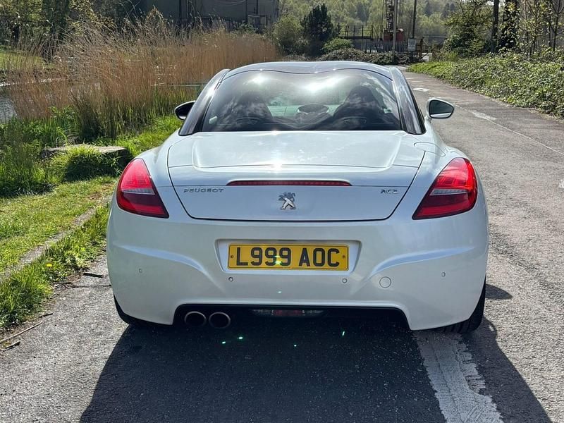 Second-hand Peugeot RCZ GTi 2015 Alb Coupe