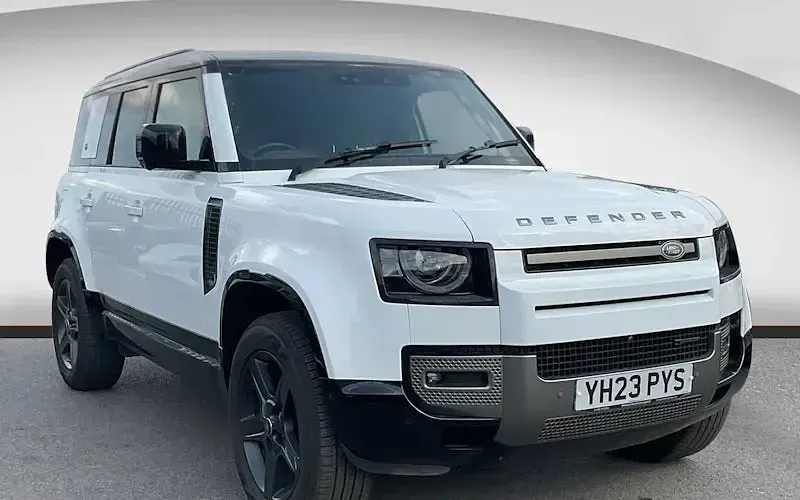 Used Land Rover Defender SE Dynamic 249 HP (183 kW) 2025 SUV