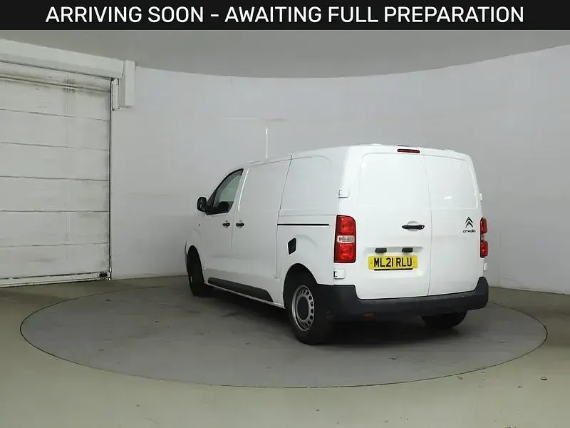 Used Citroën Dispatch 100 HP (73 kW) 2021 White MPV