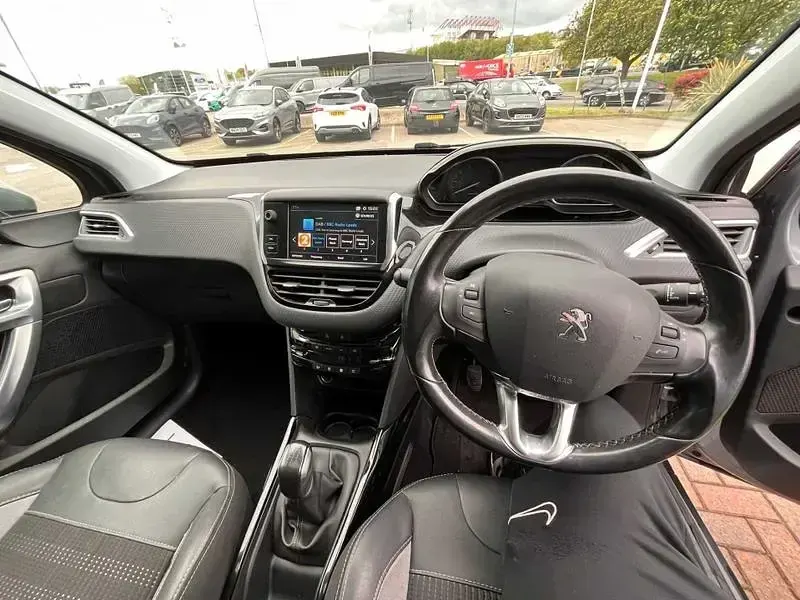 Used Peugeot 2008 Allure Premium 2018 Cumulus grey SUV
