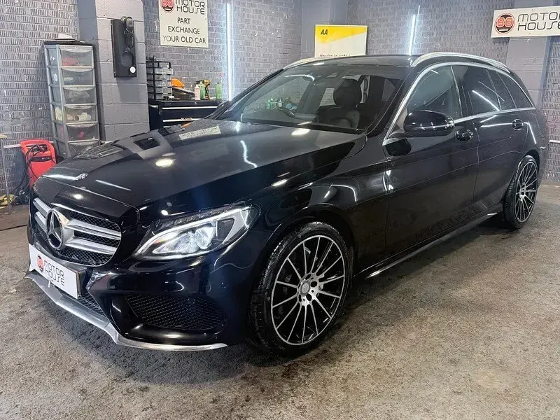Używany Mercedes C220 AMG line 170 KM (125 kW) 2016 Czarny Kombi