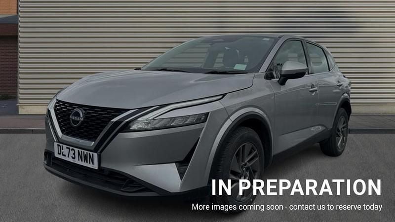 Used Nissan Qashqai Acenta Premium 158 HP (116 kW) 2023 Silver SUV