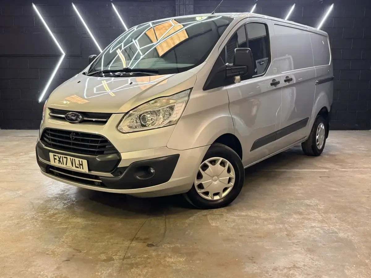 Used Ford Transit Custom Trend 130 HP (95 kW) 2017 Silver Van