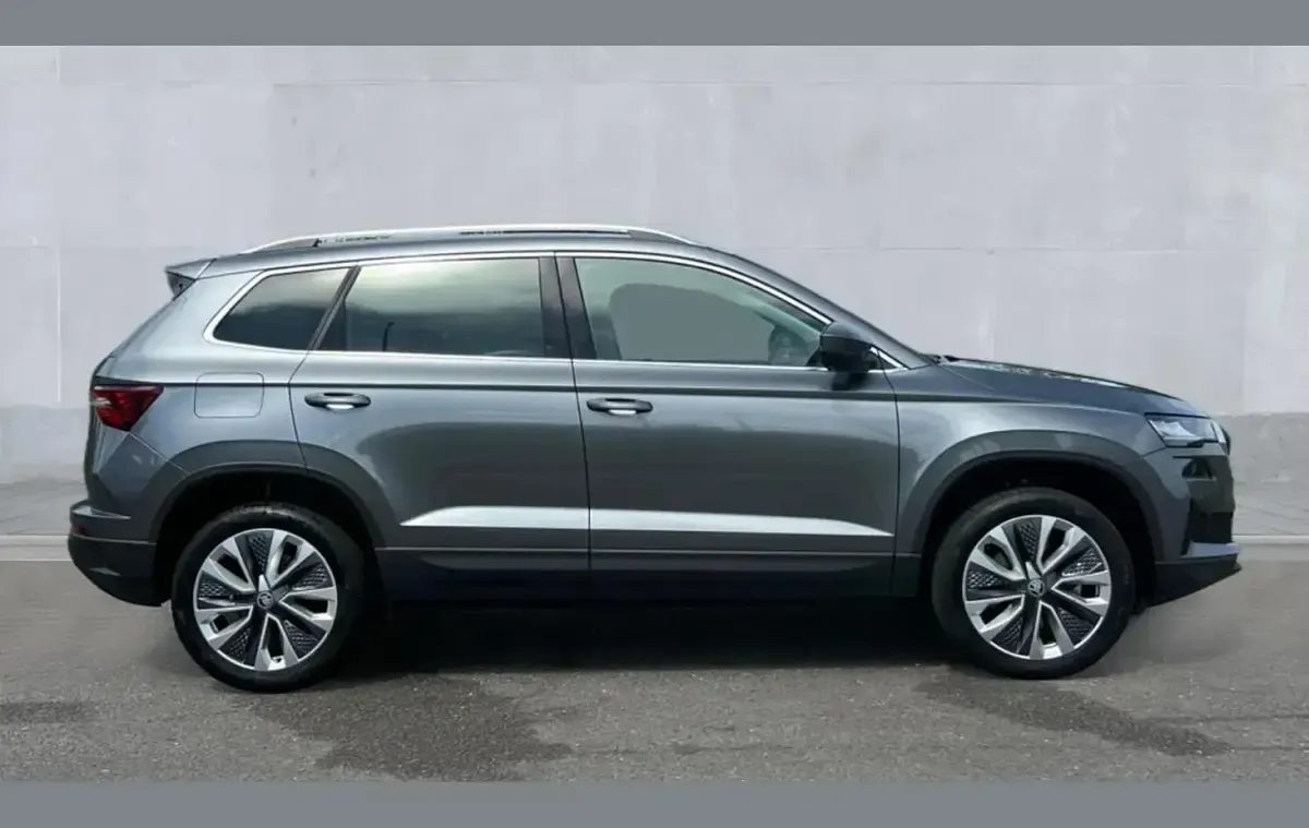 Gebraucht Skoda Karoq SE L 150 PS (110 kW) 2025 Grau SUV
