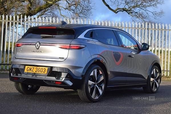 Used Renault Megane E-Tech Komfort 160 kW (218 HP) 2024 Grey/black Hatchback