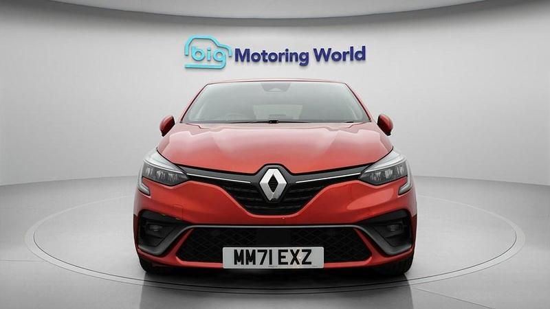 Used Renault Clio V RS Line 140 HP (102 kW) 2022 Red Hatchback