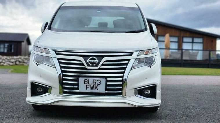 White Used 2022 Nissan Elgrand MPV | £9,995 (A bit pricey) - Image 1/4