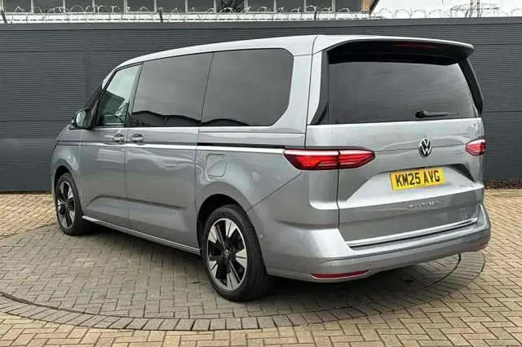 Used VW Multivan Style 150 HP (110 kW) 2025 Silver MPV
