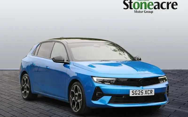 Used Vauxhall Astra Ultimate 131 HP (96 kW) 2025 Hatchback