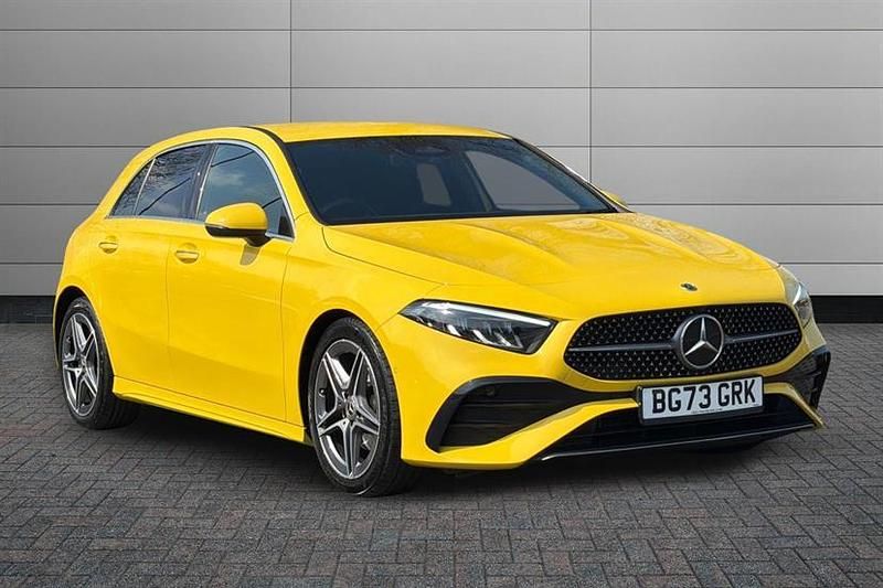 Used Mercedes A200 Executive 163 HP (119 kW) 2023 Sun yellow Hatchback