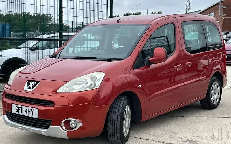 Used Peugeot TePee S 92 HP (67 kW) 2014 Estate