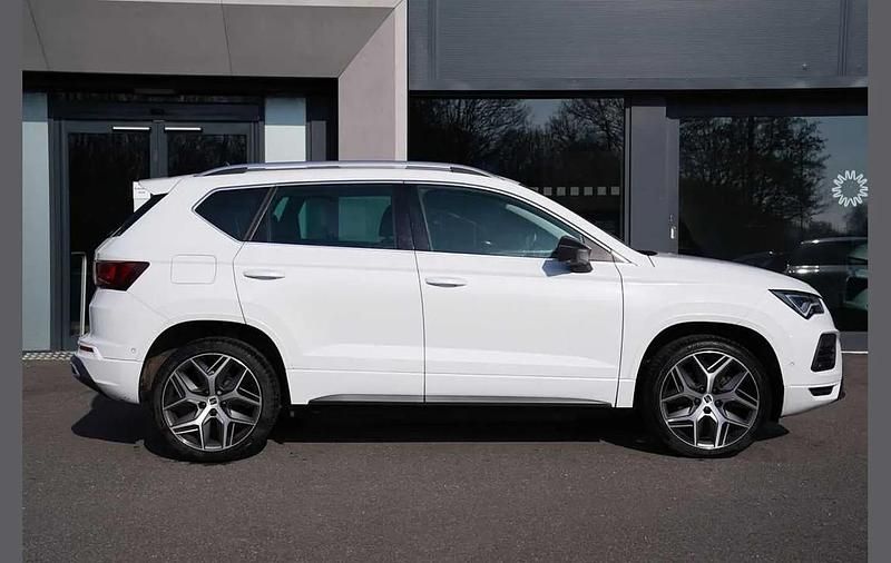 Used Seat Ateca FR Sport 150 HP (110 kW) 2022 White SUV