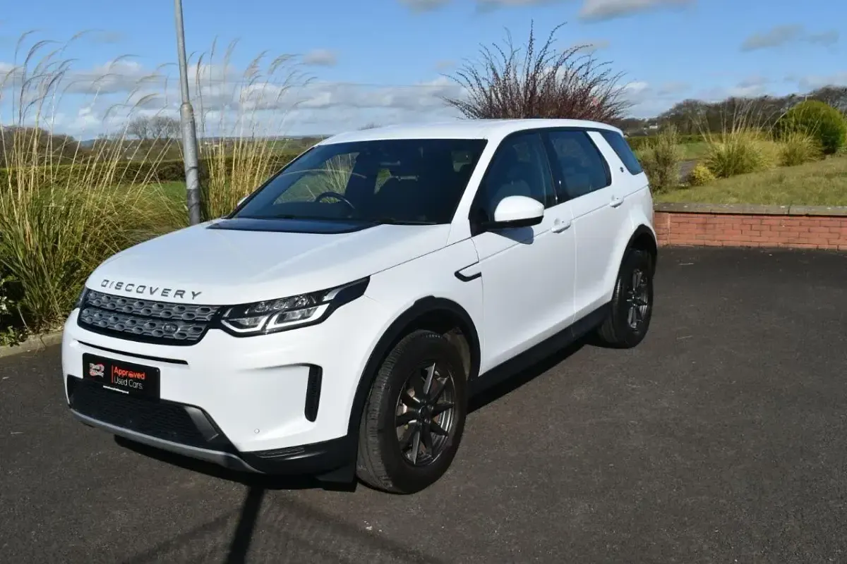 Used Land Rover Discovery 5 S 148 HP (108 kW) 2020 White SUV