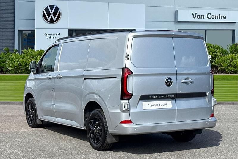 Begagnad VW Transporter Pro 110 HK (80 kW) 2025 Grå Van