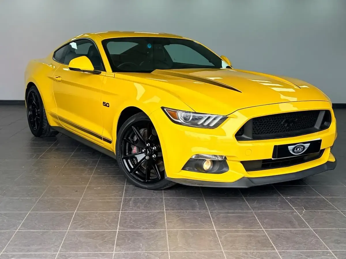 Used Ford Mustang GT Fastback 2018 Yellow Coupe