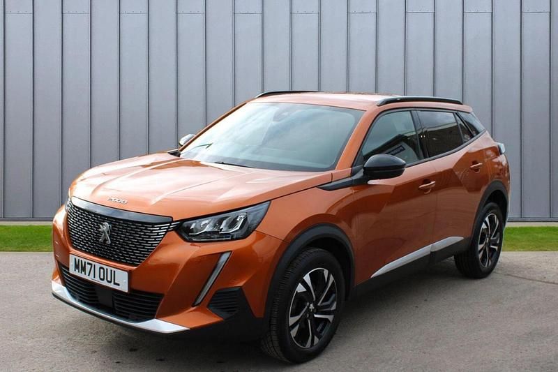 Used Peugeot 2008 Allure Premium 100 HP (73 kW) 2022 Orange SUV