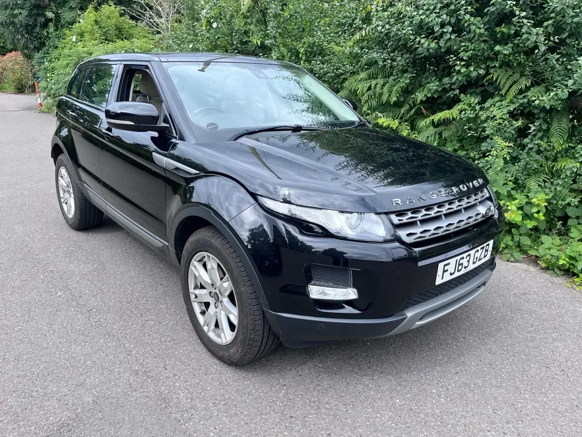 Used Land Rover Range Rover evoque Pure 190 HP (139 kW) 2013 Black SUV