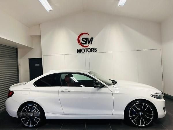 Used BMW 218 Sport Line 2014 White Coupe