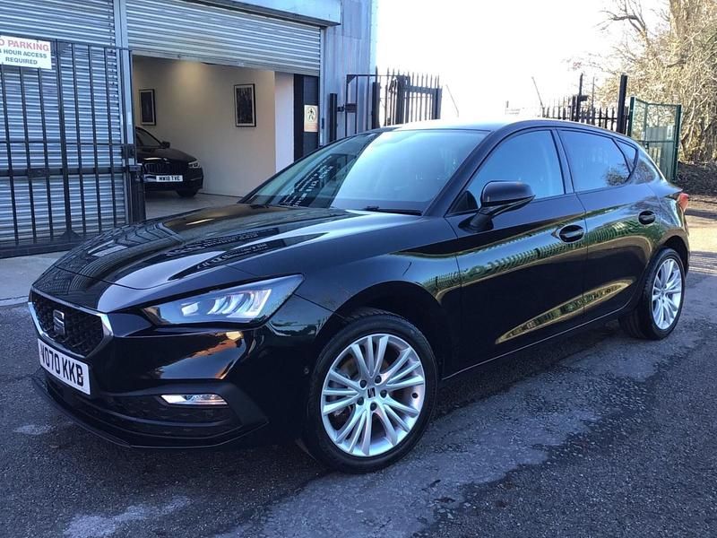 Black Used 2020 Seat Leon SE Dynamic Hatchback | £11,490 (Fair price) - Image 1/4