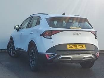 New Kia Sportage 157 HP (115 kW) 2025 Premium paint  fusion white SUV