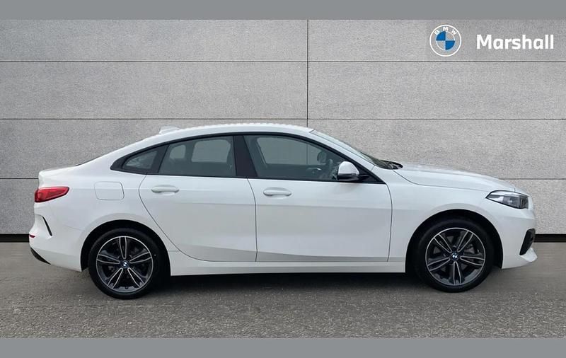 Used BMW 218 Sport Line 134 HP (98 kW) 2021 White Coupe