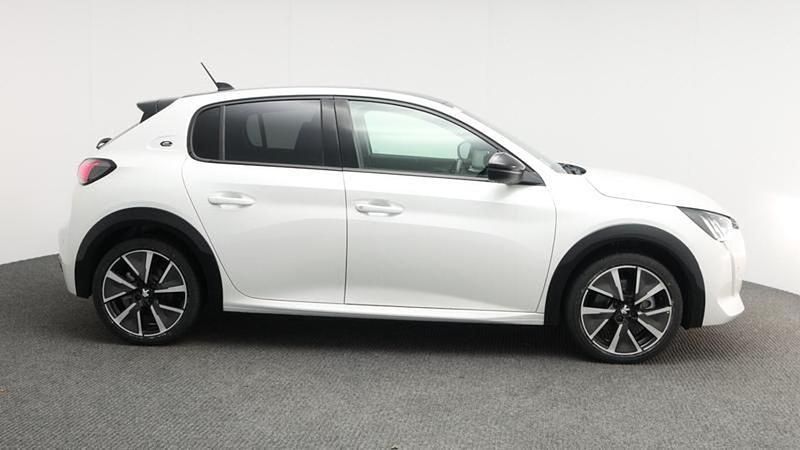 White Used 2020 Peugeot e-208 GT-line Hatchback | £12,999 (Fair price) - Image 1/4