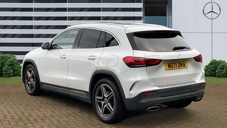 Used Mercedes GLA200 AMG Line Premium Plus 150 HP (110 kW) 2021 White SUV