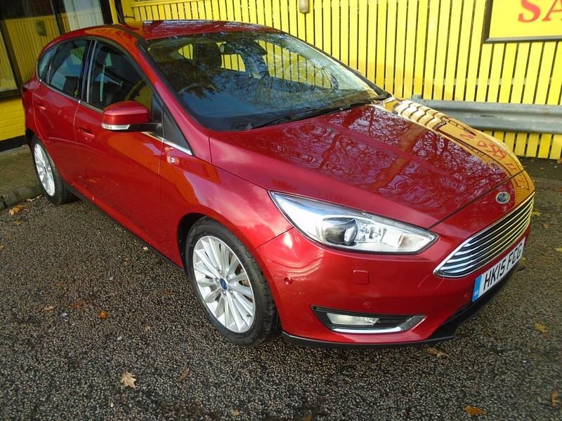 Red Used 2015 Ford Focus Titanium X Hatchback | £5,995 (Fair price) - Image 1/4