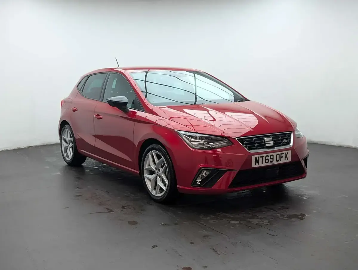 Usado Seat Ibiza FR 95 CV (69 kW) 2020 Rojo Utilitario