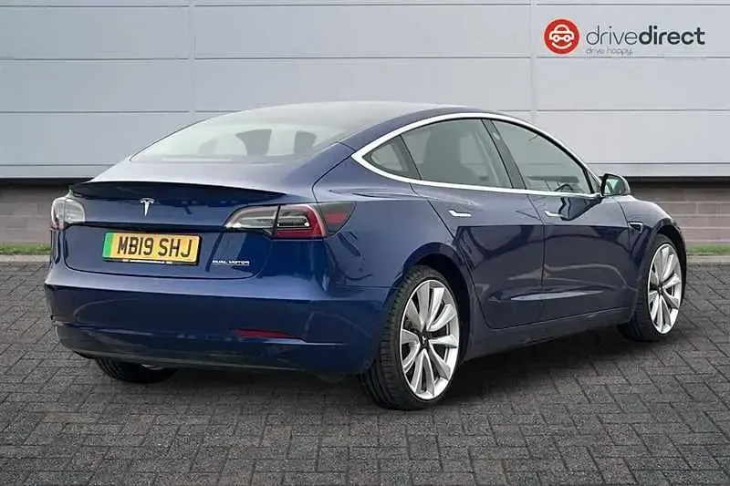 Begagnad Tesla Model 3 Performance 461 kW (627 HK) 2019 Blå Sedan