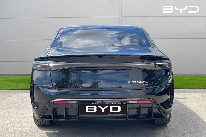 Used BYD Seal 389 kW (530 HP) 2024 Black Sedan