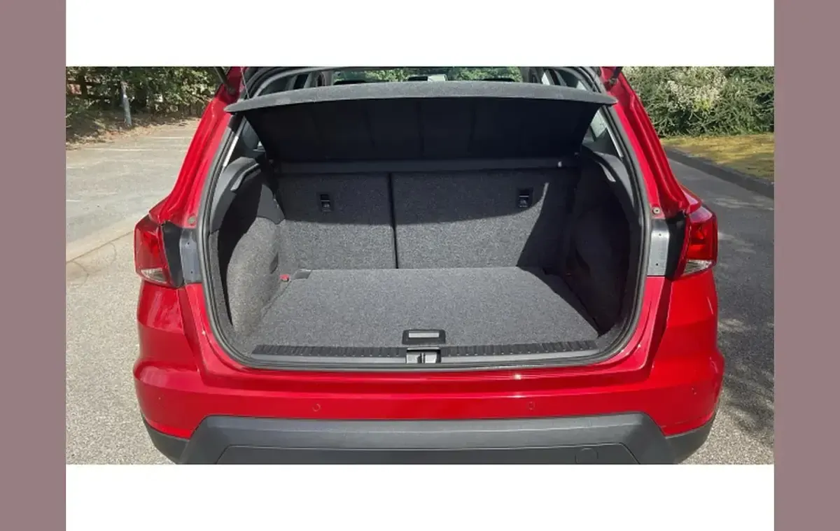 Used Seat Arona SE Technology 95 HP (69 kW) 2021 Red SUV