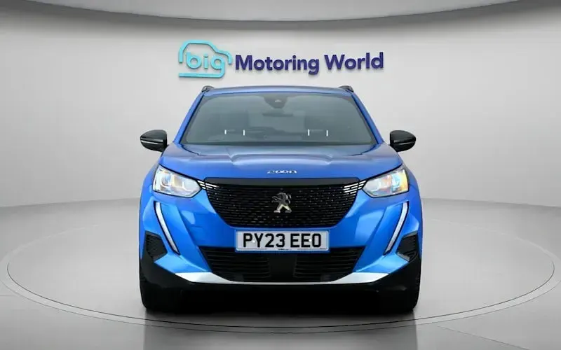 Used Peugeot 2008 Allure+ 101 HP (74 kW) 2023 Blue SUV